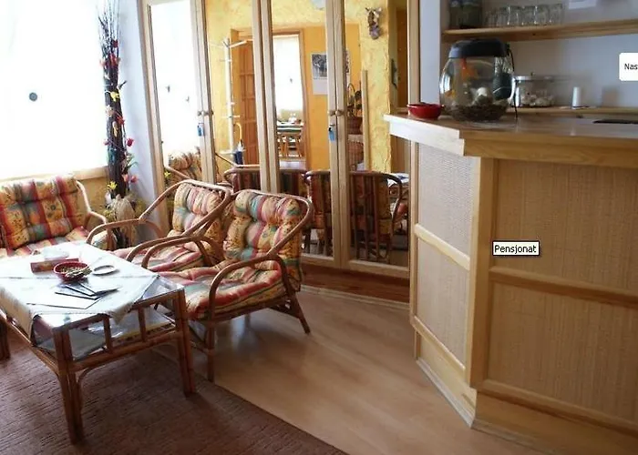 לינה וארוחת בוקר Stek 3*