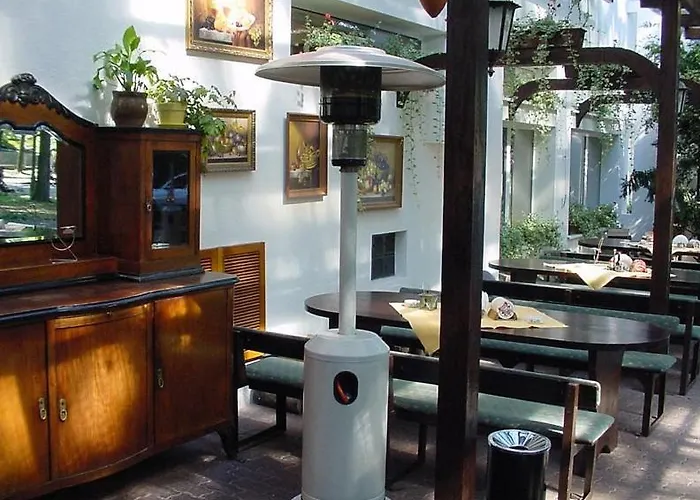 לינה וארוחת בוקר Stek