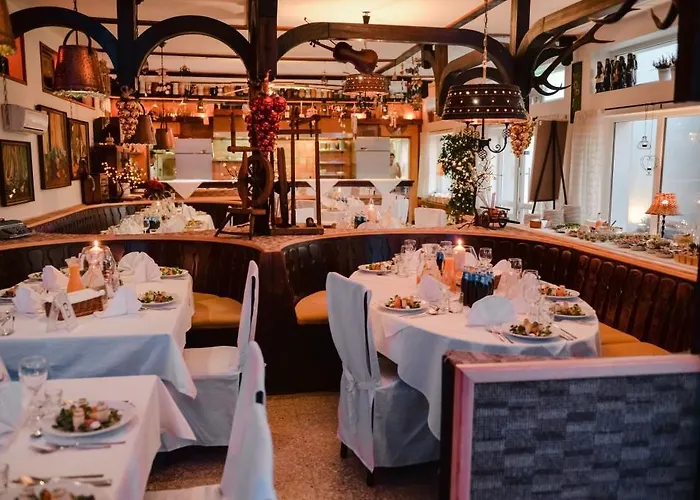 לינה וארוחת בוקר Stek 3*