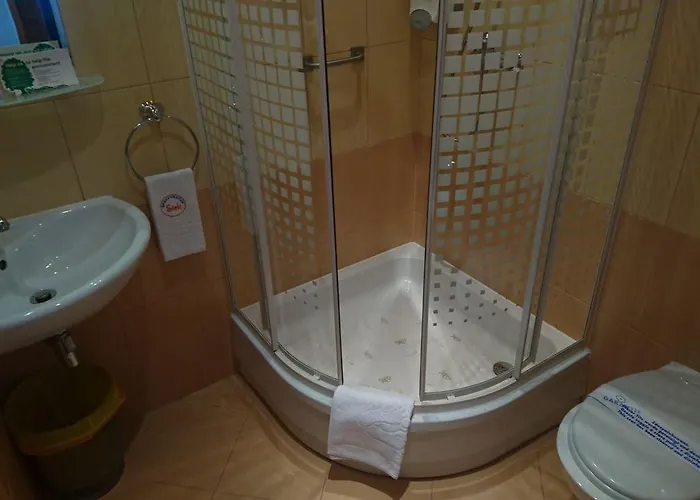 Stek לינה וארוחת בוקר 3*