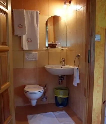 Stek לינה וארוחת בוקר